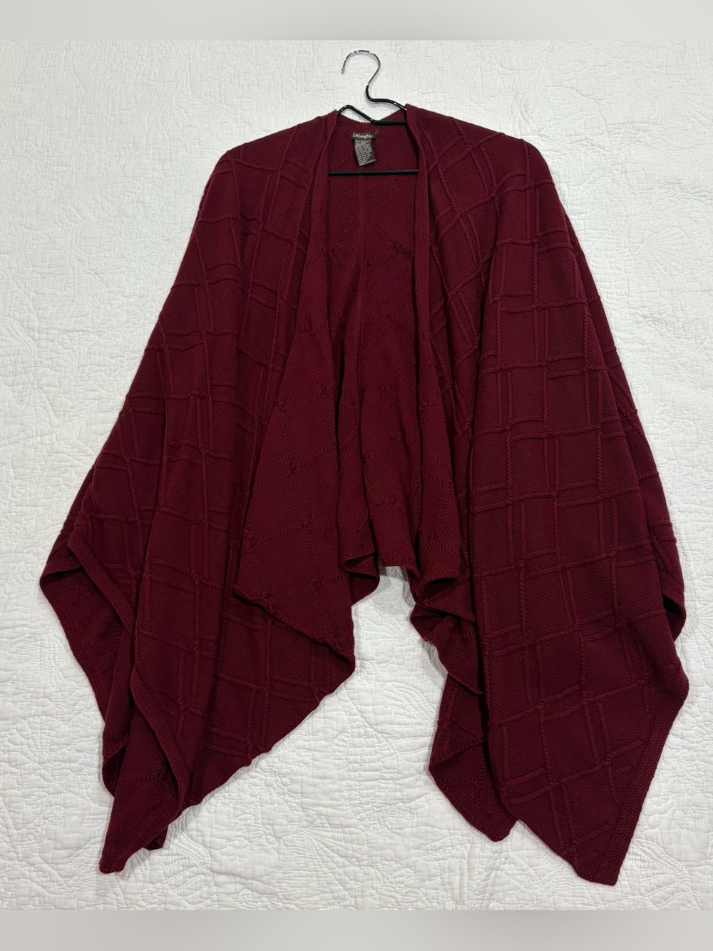 J.McLaughlin Women’s Poncho Top Cape Size OS Burgundy Geometric Knit 5% Cashmere